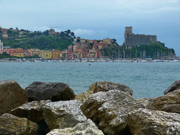 Vista de Lerici, Liguria, Itália — Fotografia de Stock