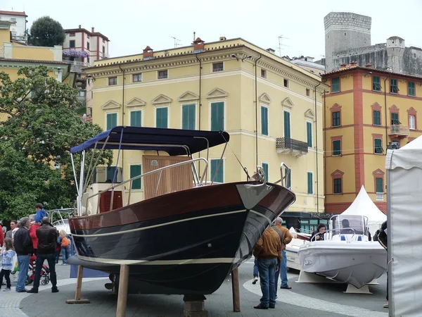 Plaza principal de Lerici, Liguria, Italia — Foto de Stock