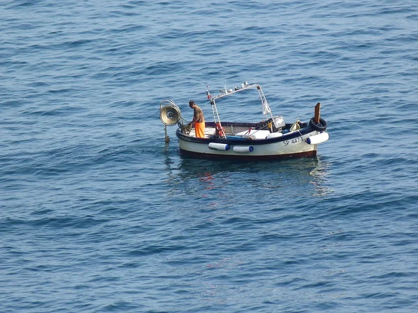 Boot im Golf der Dichter, ligurien, italien — Stockfoto