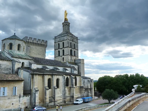 Pauselijke Paleis in avignon, Frankrijk — Stockfoto