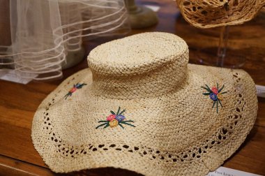 Floransalı hasır şapka, İtalya