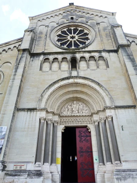 saint paul Kilisesi, nimes, Fransa'nın