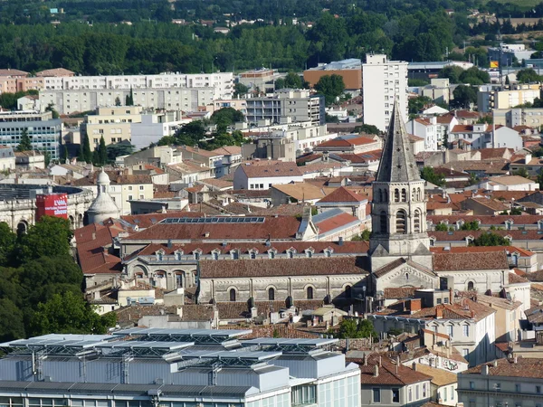 Paisaje de Nimes, Francia — Foto de Stock