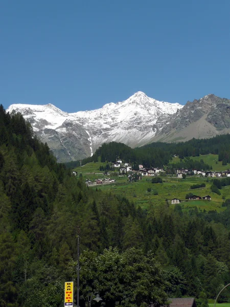 Montañas en Trentino, Italia — Foto de Stock