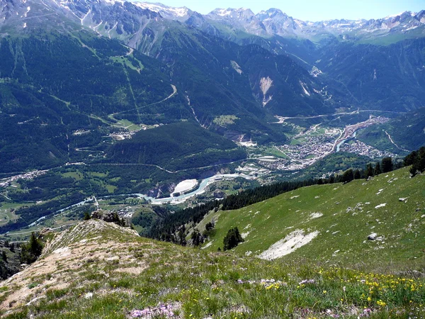 Vista de Modane desde los Alpes, Saboya Francesa — Foto de Stock