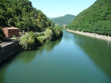 nehir serchio, garfagnana, Toskana İtalya