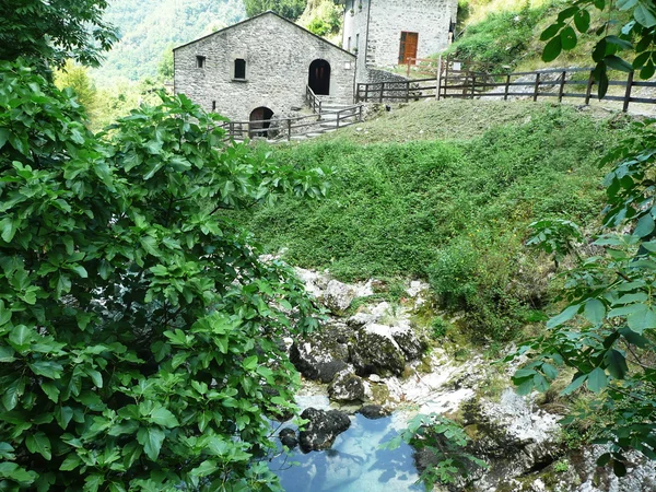 Equi terme, lunigiana, Toscane, Italië — Stockfoto