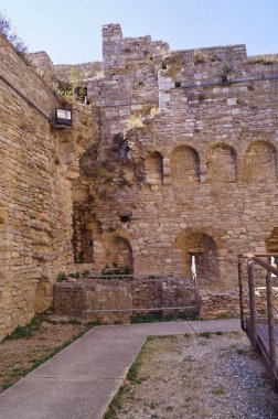 Assisi, İtalya 'da Rocca Major' ın iç avlusunda.