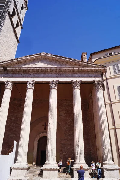 Colonnade Temple Minerva Assisi Italy — Stock Photo, Image