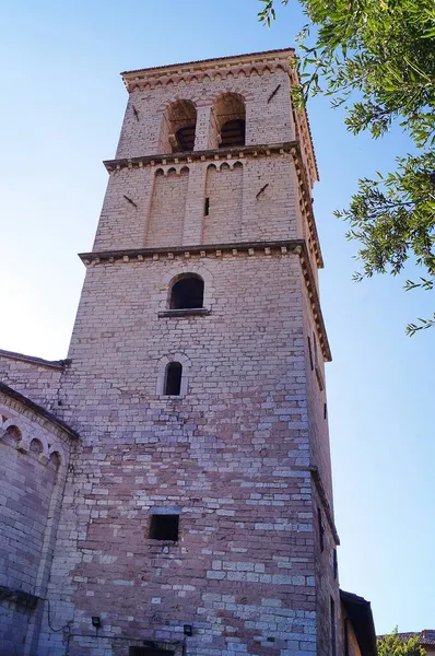 Kloktoren Van Kerk Van Santa Maria Maggiore Assisi Italië — Stockfoto