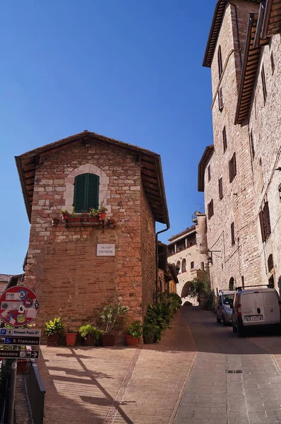 Frondini Ulička Středověkém Starém Městě Assisi Itálie — Stock fotografie