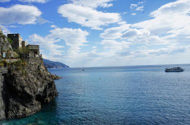 Monterosso 'da denizdeki uçurum, Cinque Terre, İtalya