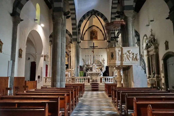 Εσωτερικό Της Εκκλησίας Του San Giovanni Battista Στο Riomaggiore Cinque — Φωτογραφία Αρχείου