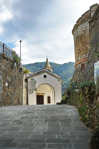 Kaplica Obok Zamku Riomaggiore Cinque Terre Włochy — Zdjęcie stockowe
