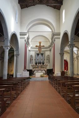 Saint Peter ve Paul Castelnuovo Kilisesi Garfagnana, Toskana, İtalya