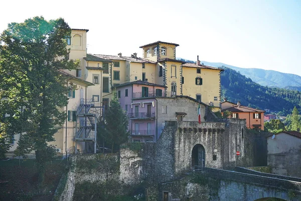 Portas Rolo Castelnuovo Garfagnana Toscana Italia — Fotografia de Stock