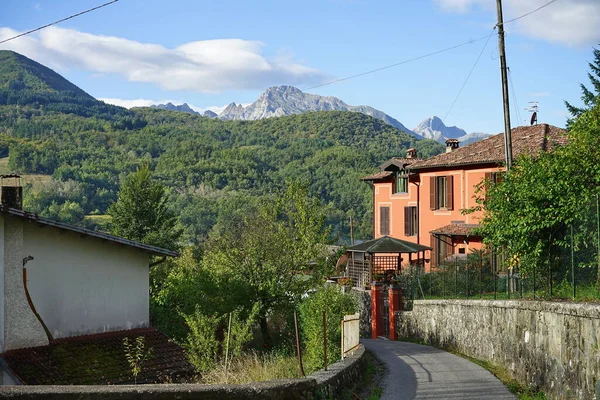 Apuan Alps Seen Piazza Serchio Tuscany Italy — Stock Fotó