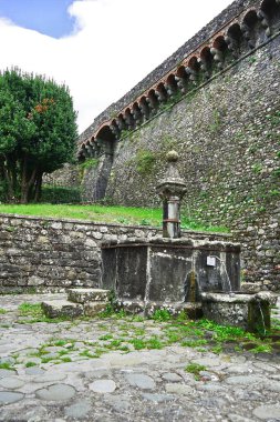 Rocca Estense di Trassilico Çeşmesi Garfagnana, Toskana, İtalya