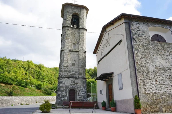 Kościół San Donnino Wioska Piazza Serchio Garfagnana Toskania Włochy — Zdjęcie stockowe