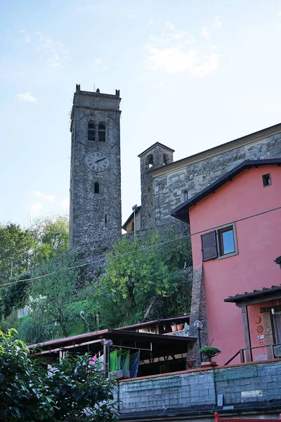 Kloktoren Van Kerk Van San Jacopo Gallicano Garfagnana Toscane Italië — Stockfoto
