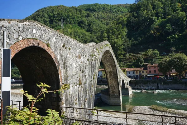 Puente Maddalena Llamado Del Diablo Borgo Mozzano Garfagnana Toscana Italia — Foto de Stock