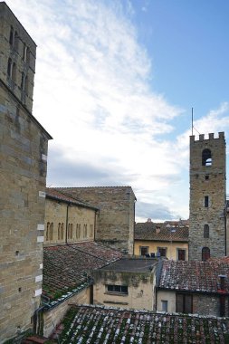 İtalya 'nın tarihi Arezzo, Toskana merkezinin havadan görünüşü