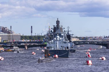 St. Petersburg, Rusya - 24 Temmuz 2021: 22350 güdümlü füze fırkateyni 