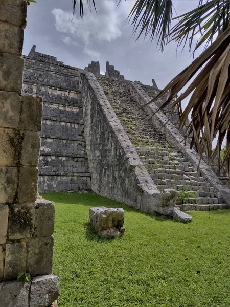 Mayan Ruins Jungle — Fotografia de Stock