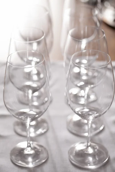 와인 잔 한 줄 — 스톡 사진