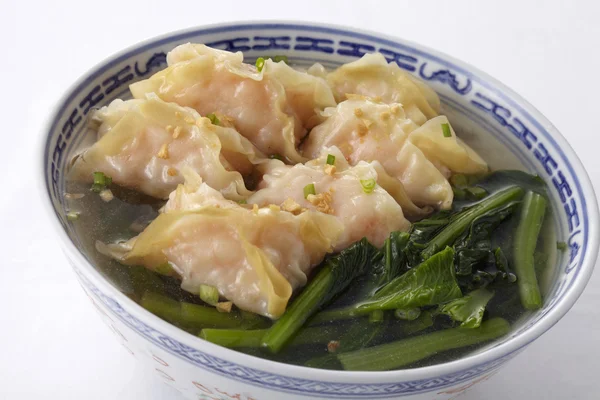 Räkor wonton soppa — Stockfoto