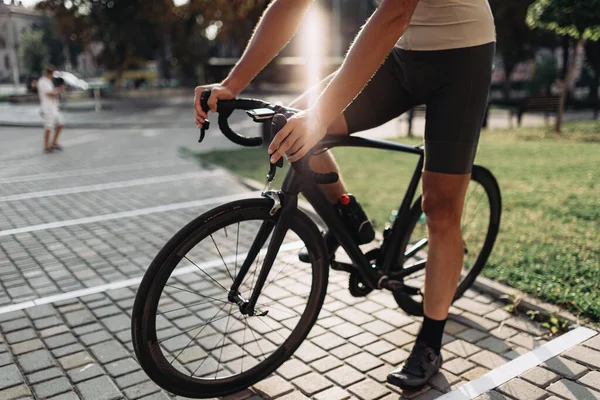 Nahaufnahme Eines Radfahrers Sportkleidung Der Seine Freizeit Für Das Training — Stockfoto