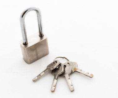 anahtar ile asma kilit