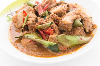 Kızarmış baharatlı domuz kaburga.