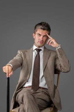 baston ile zarif adam