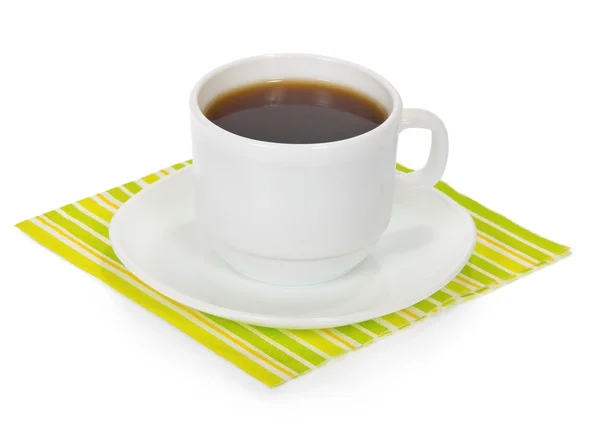 Bere in una tazza con un piattino, un tovagliolo, isolato su bianco — Foto Stock