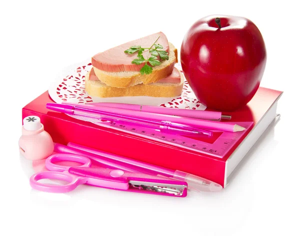 Libro, papelería, sándwich con salchicha, y la manzana — Foto de Stock