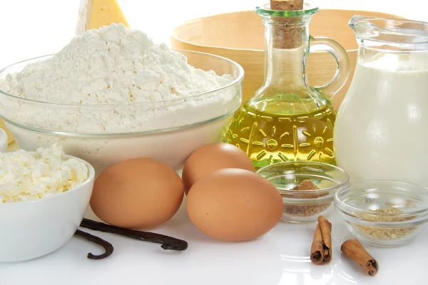 кокосовое растительное масло для еды. масло подсолнечное. сыр в масле. тр тс 24/2011 масложировая продукция. подсолнечное масло молоко.