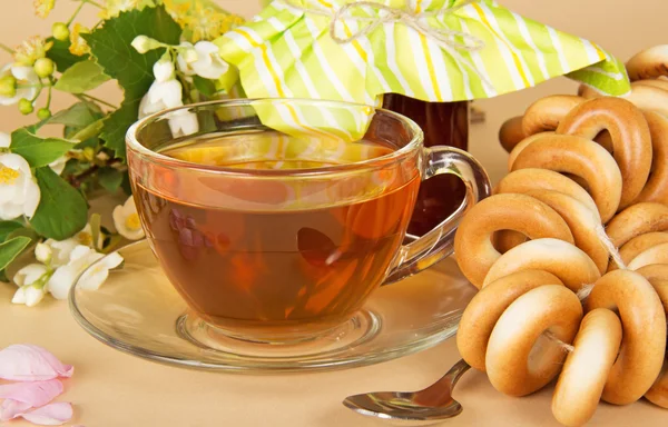 Jam, tea, bagels, closeup — Stock Photo, Image
