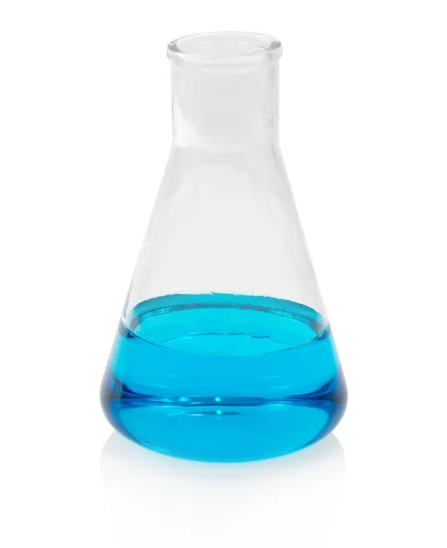 Frasco químico com líquido azul, isolado sobre branco — Fotografia de Stock