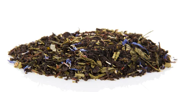Folhas de chá verde aromáticas com pétalas de milho e hibisco — Fotografia de Stock