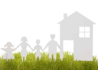 ev ve aile bir kağıt üzerinde çim kesme