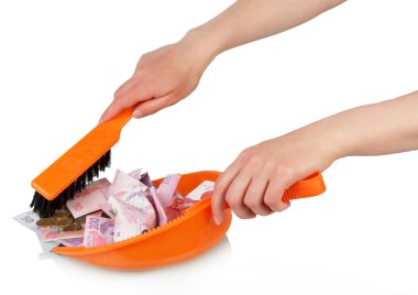 Kepçe para süpürür