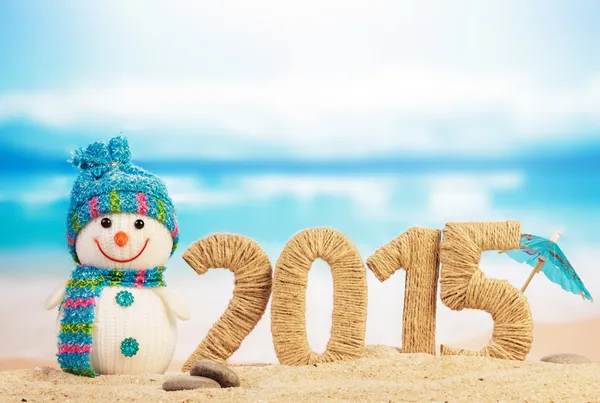 Nuevo año 2015 signo con muñeco de nieve —  Fotos de Stock