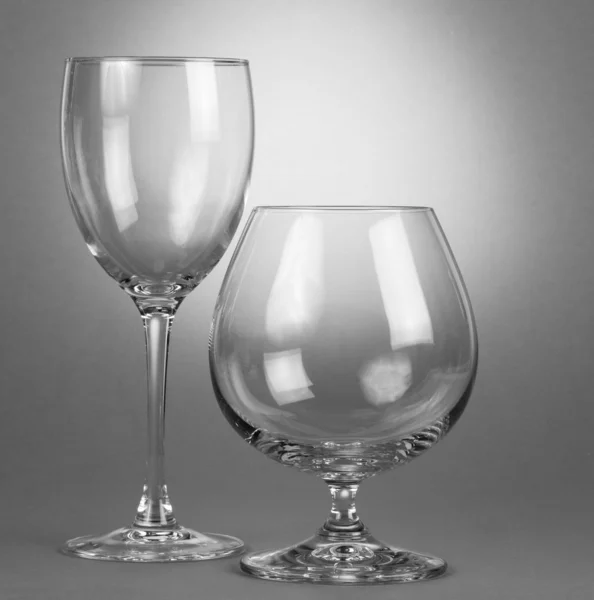 Zwei leere Gläser — Stockfoto