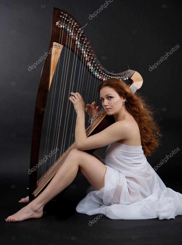 Menina com harpa fotos, imagens de © dkphoto24 #38855981