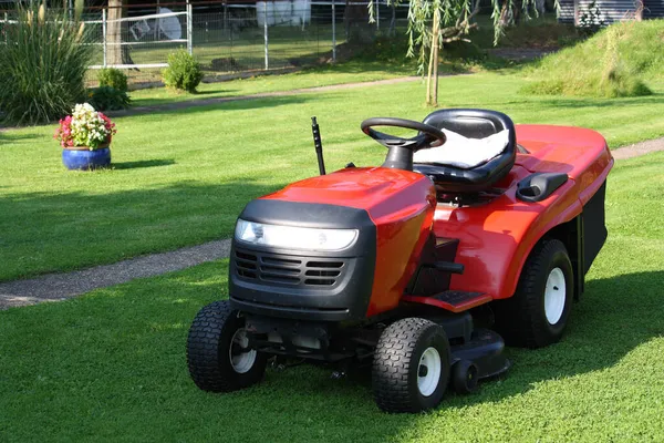 Red Riding Mower Grass Outdoors Daylight — Stock Photo, Image