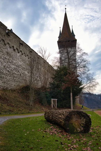 Una Vista Muralla Musegg Con Una Torre Lucerna Suiza —  Fotos de Stock