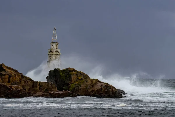 Beautiful Shot Tower Being Washed Waves Sea Day — Stock Photo, Image