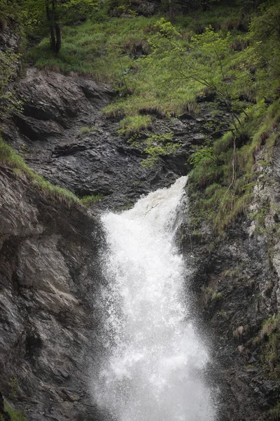 Disparo Vertical Una Cascada Desfiladero Liechtensteinklamm Johann Pongau Austria — Foto de Stock