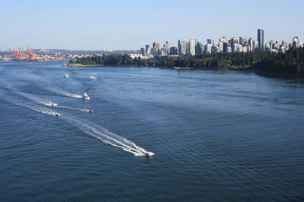 Vancouver Kanada 2021 Vzdušný Pohled Jachty Čluny Plovoucí Vodě Vancouveru — Stock fotografie